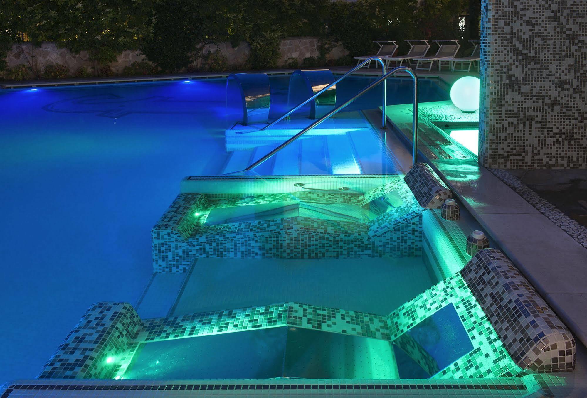 Hotel Terme Formentin Абано Терме Екстериор снимка